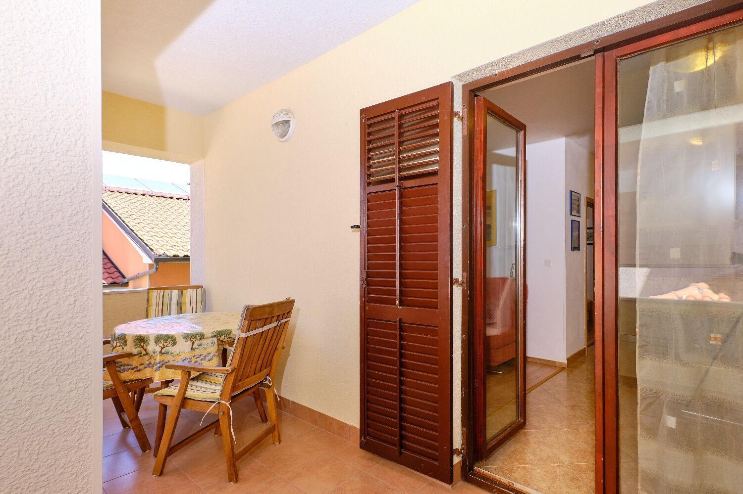 Apartments Nada - 150 M From Sea Mali Lošinj Exteriör bild