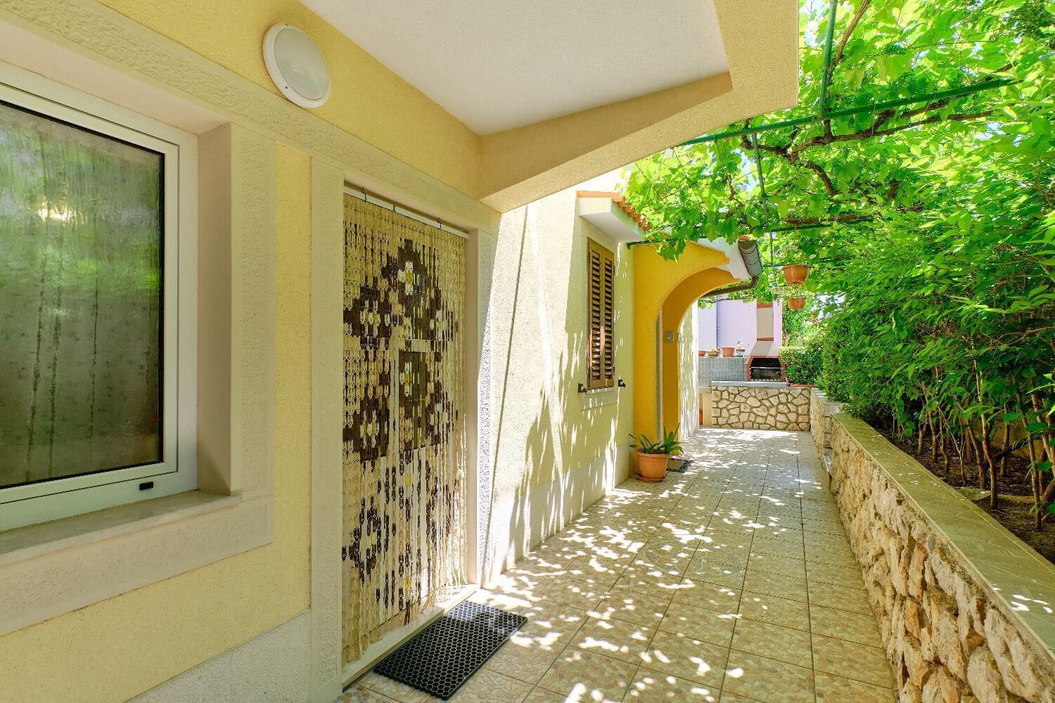 Apartments Nada - 150 M From Sea Mali Lošinj Exteriör bild